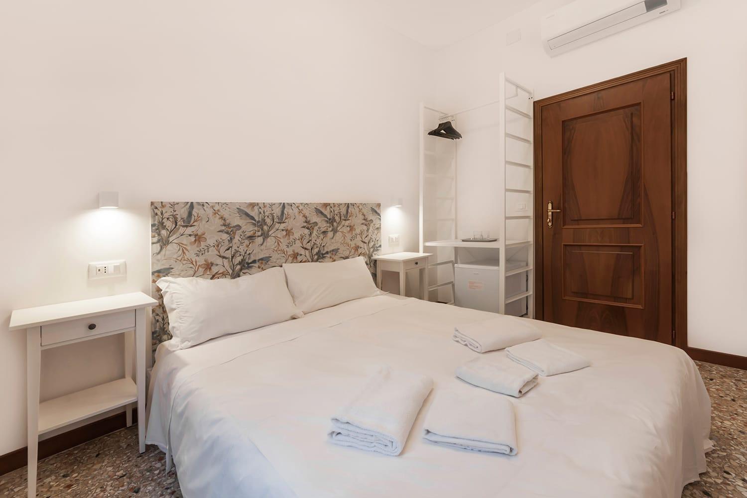 Casa Alimante Hotel Venesia Bagian luar foto